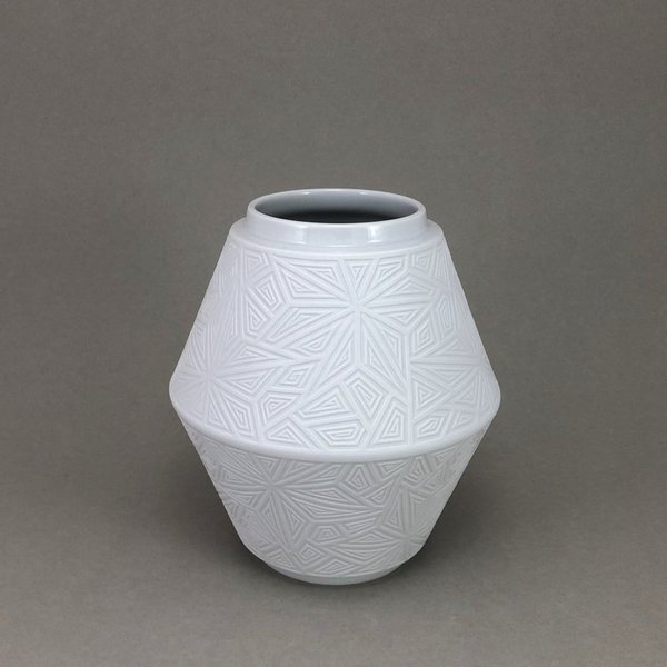 Vase Vitruv, groß, Biskuit Weiß, H 16,5 cm