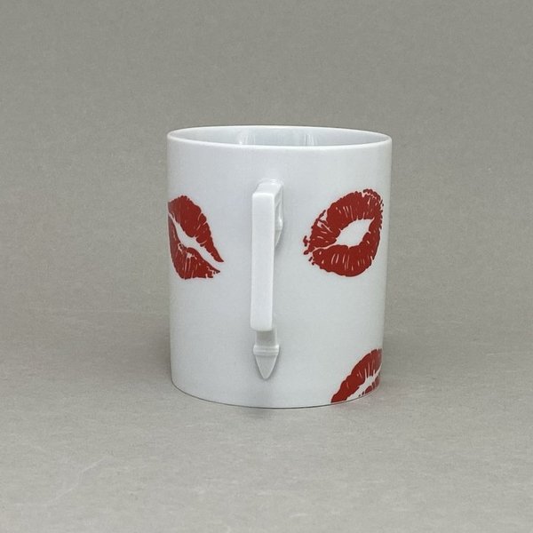 Henkelbecher, "The MEISSEN Mug Collection", "Kisses on Meissen", Form "Berlin", V 0,25 l