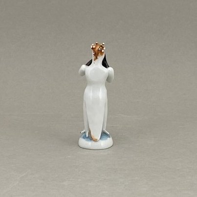 Figur Sirene mit Flöte, bunt und gold staffiert, von Silvia Klöde