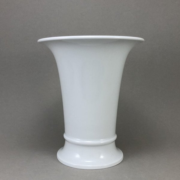 Vase, Form "Neuer Ausschnitt", Weiß, H 19,0 cm