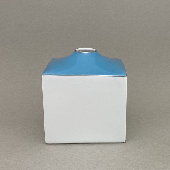 Vase, Form "MEISSEN® Cosmopolitan", Miami Style light, Turquoise sea, H 13 cm