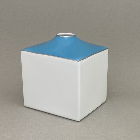 Vase, Form "MEISSEN® Cosmopolitan", Platin mit türkisfarbenem Fond, H 13 cm