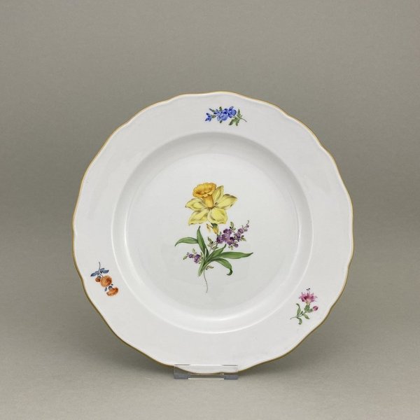 Speiseteller, Form "Neuer Ausschnitt", Blume 2 Mitte, Hauptblume Gelbe Narzisse, Goldrand, L 25 cm