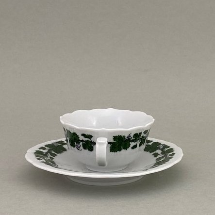 Teetasse m. U., Form "Neuer Ausschnitt", Voller grüner Weinkranz, weißer Rand, 0,06 l