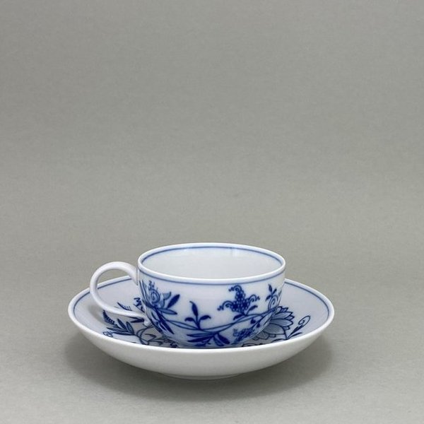 Teetasse m. U., Form "Glatte Form", Zwiebelmuster, kobaltblau, weißer Rand, 0,15 l