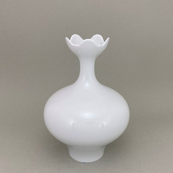 Vase, Weiß, H 26,5 cm