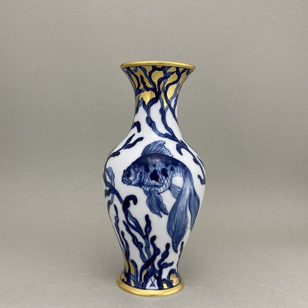Vase, Form "Neuer Ausschnitt", Schleierfisch im Blasentang, H 24 cm, lim 05/50